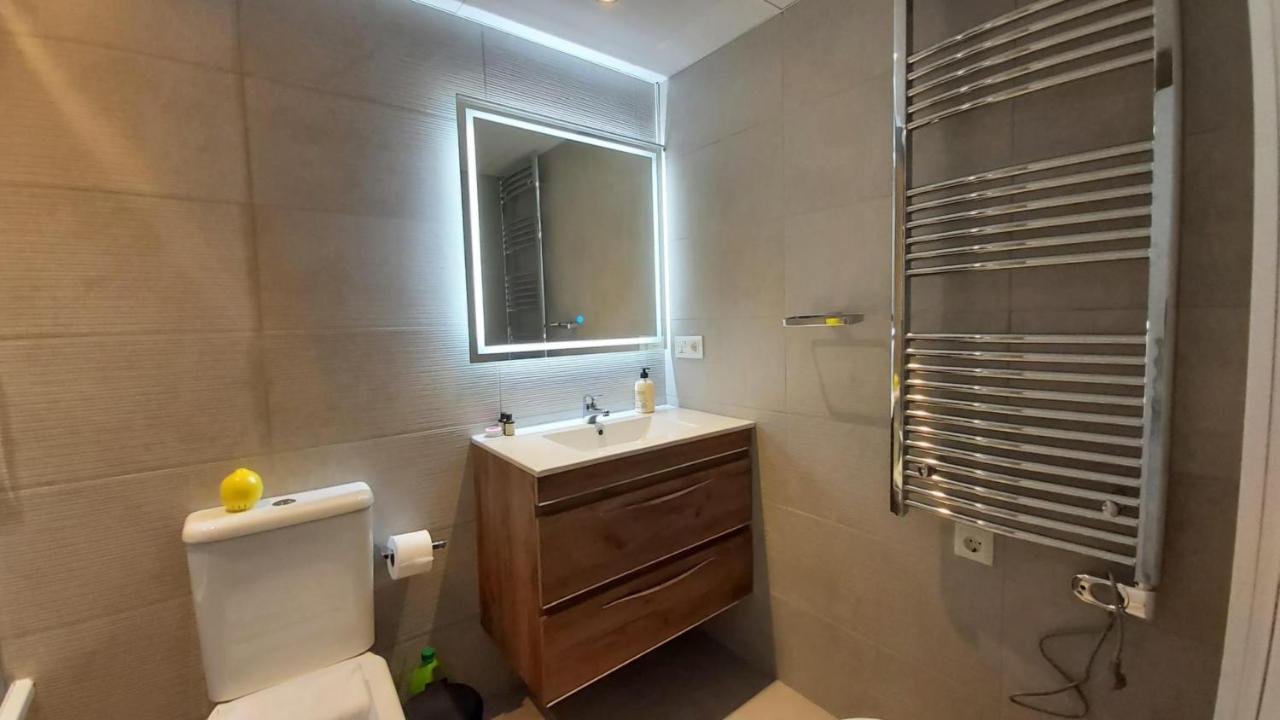 דירות מאלגה Del Parque Flats Urban Adults Luxury מראה חיצוני תמונה