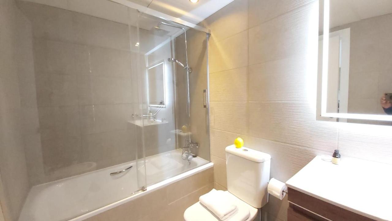 דירות מאלגה Del Parque Flats Urban Adults Luxury מראה חיצוני תמונה