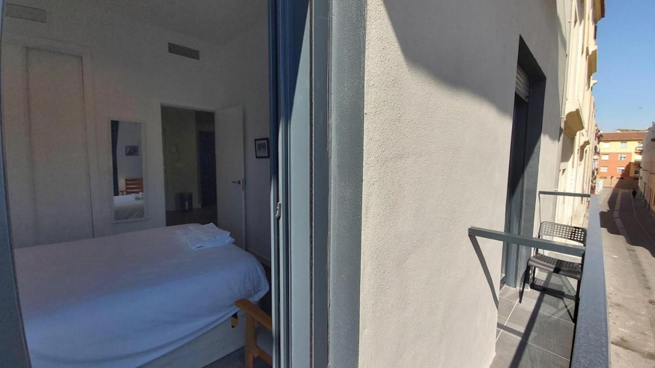 דירות מאלגה Del Parque Flats Urban Adults Luxury מראה חיצוני תמונה